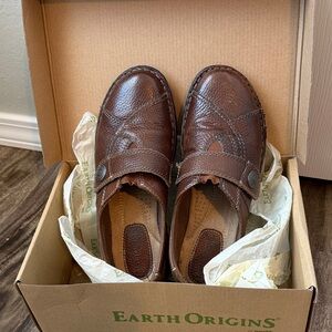 Earth Origins Evelyn Loafer- size 7.5